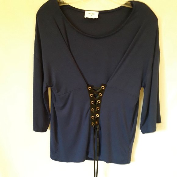 Like New Everly navy black front tie top - Picture 1 of 7